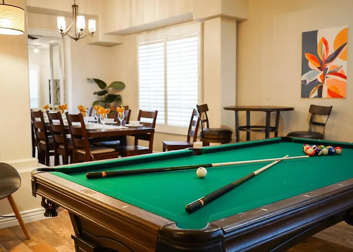 Lakeside Luxury Val Vista *