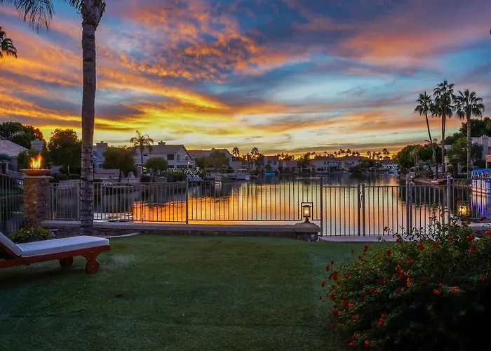 Holiday home Lakeside Luxury Val Vista *